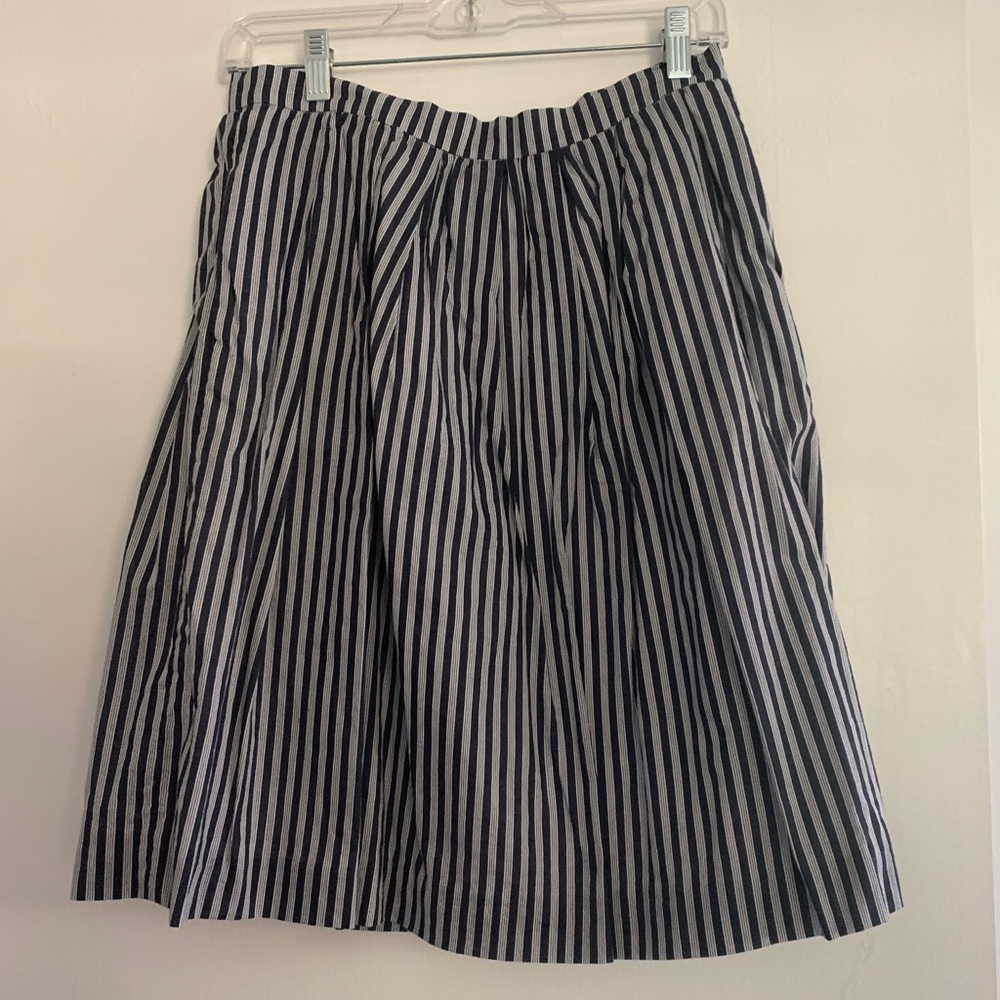 J. Crew factory striped flounce skirt navy size 4